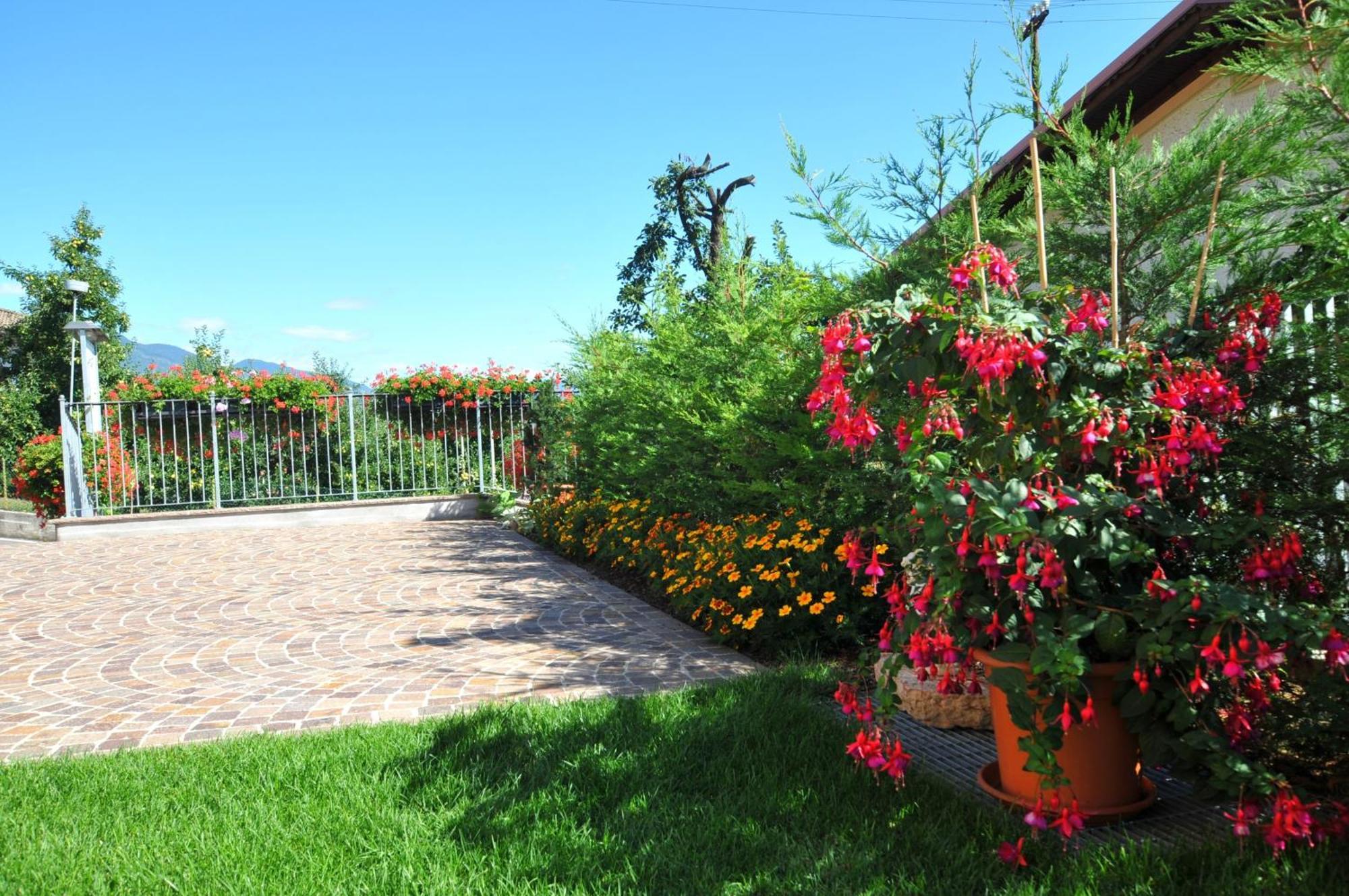 فيلا Agritur Le Pergolette Tassullo المظهر الخارجي الصورة